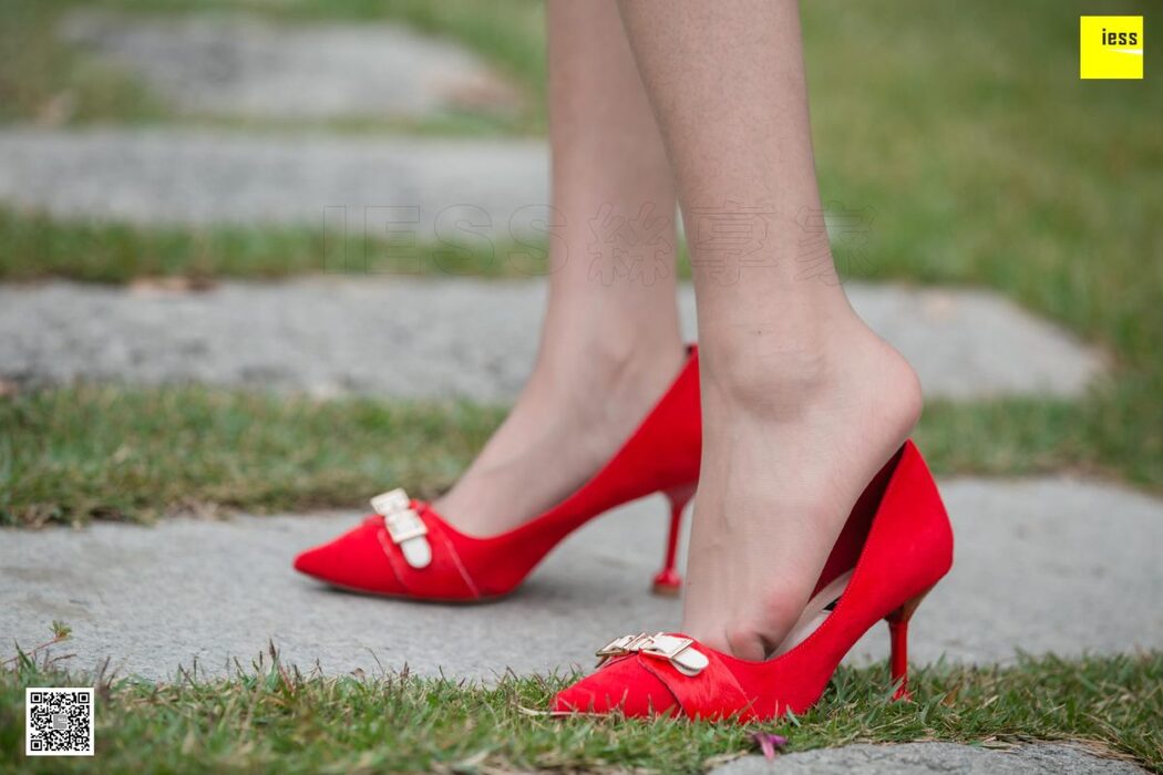 IESS异思趣向 SXJ.424 Xiao Yu