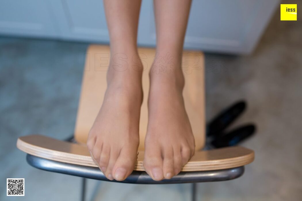 IESS异思趣向 SXJ.434 Wan Ping