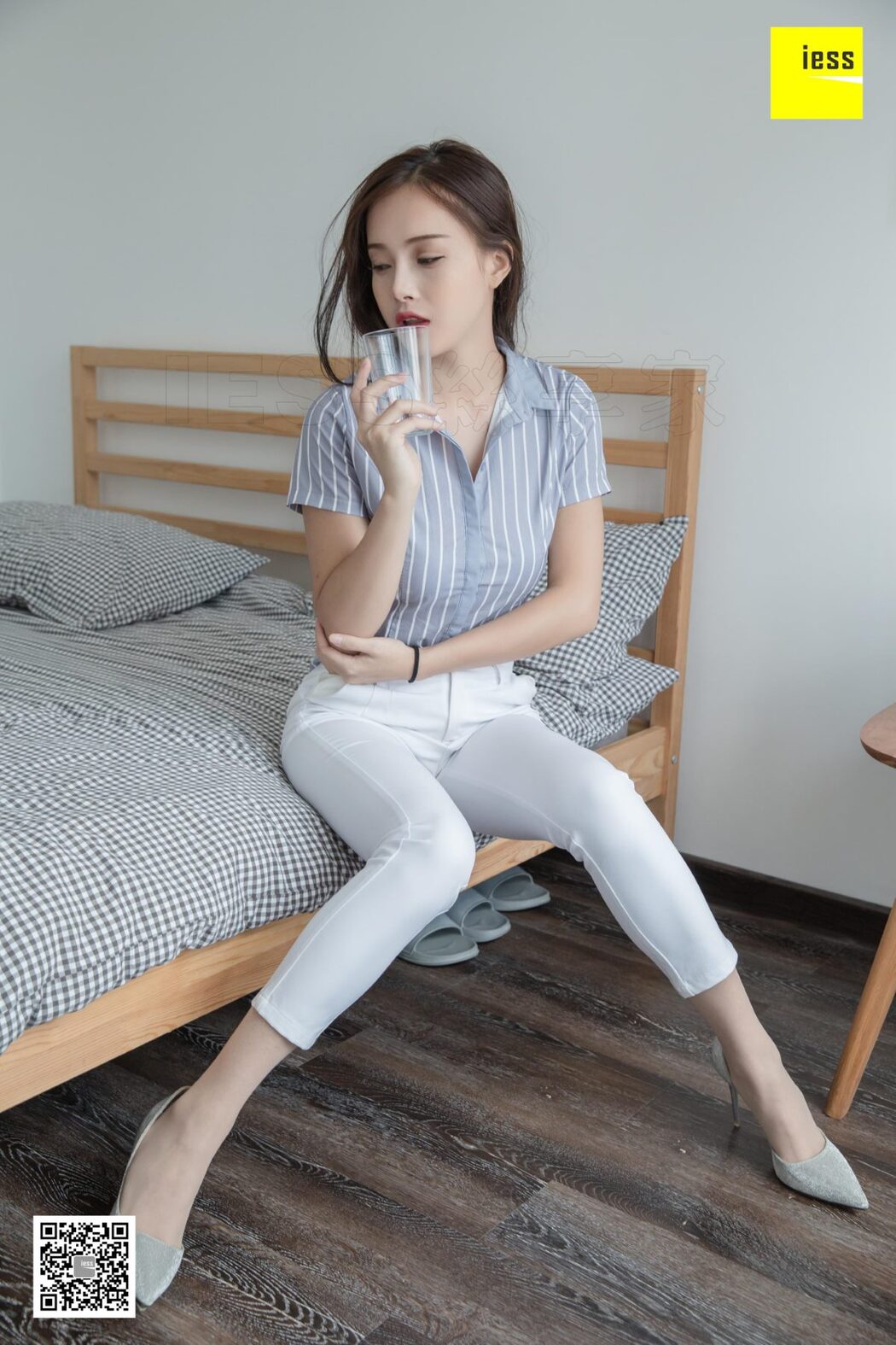 IESS异思趣向 SXJ.438 Xiao Yu