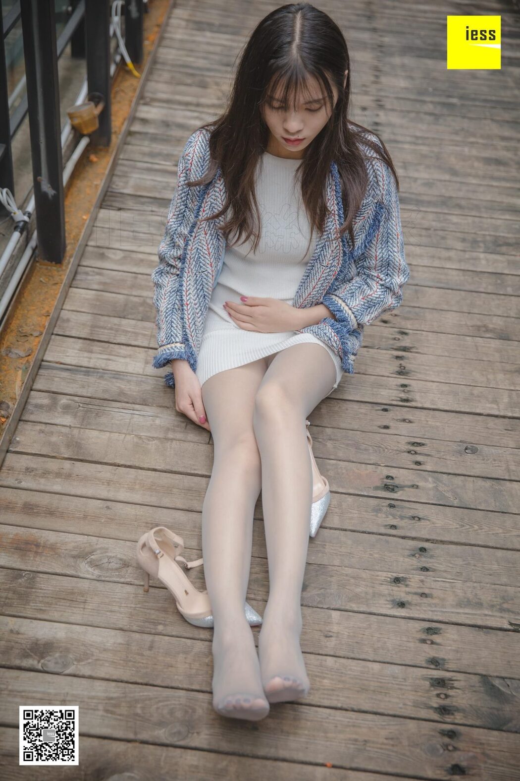 IESS异思趣向 SXJ.435 Qi Qi