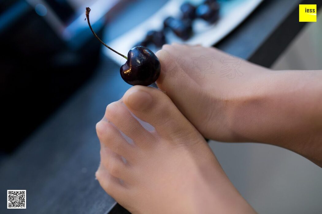 IESS异思趣向 SXJ.434 Wan Ping