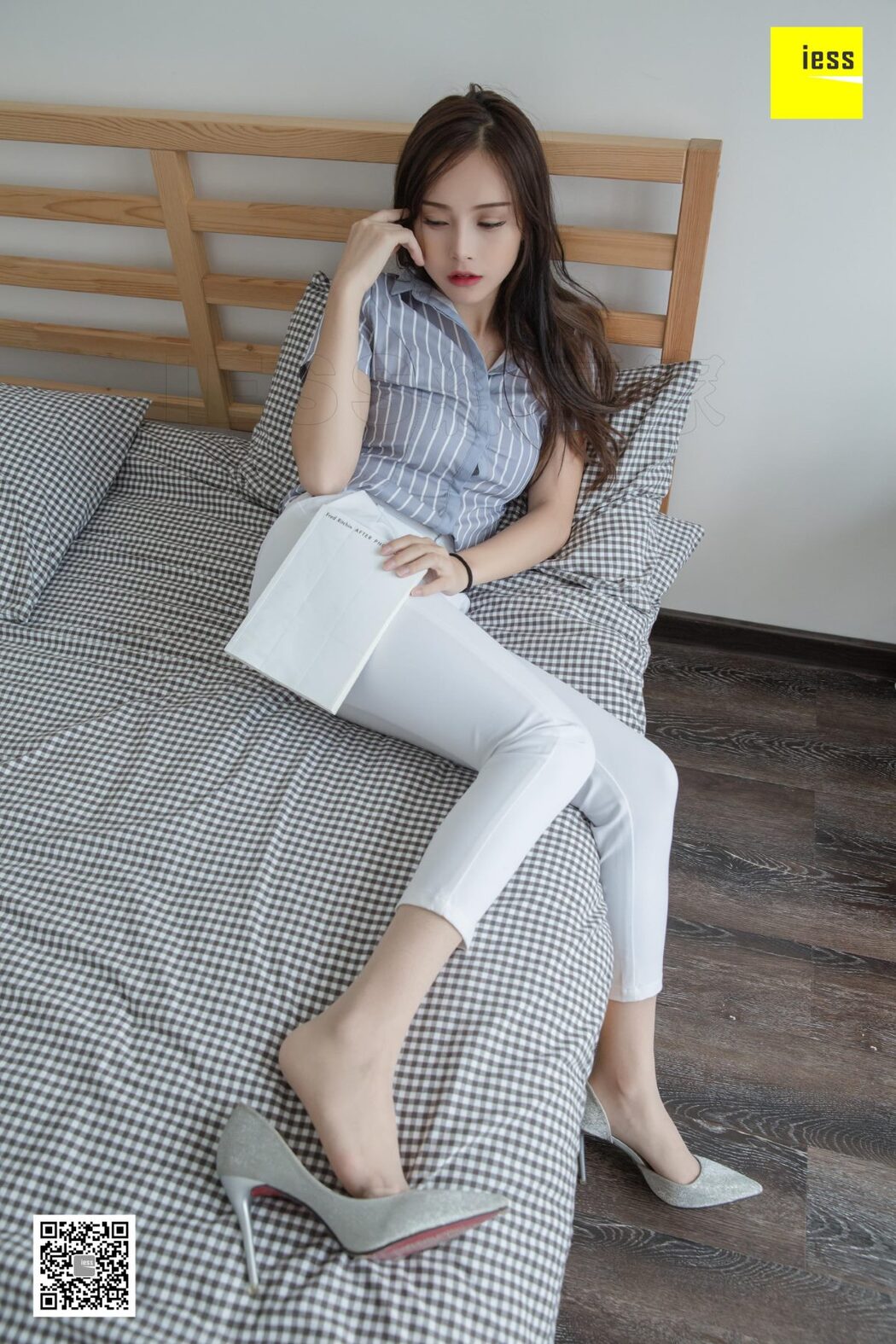 IESS异思趣向 SXJ.438 Xiao Yu