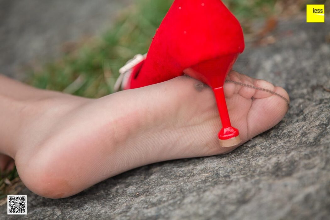 IESS异思趣向 SXJ.424 Xiao Yu