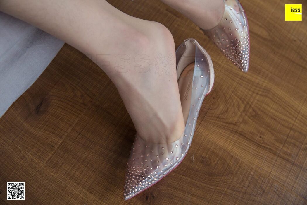 IESS异思趣向 SXJ.454 Shan Shan