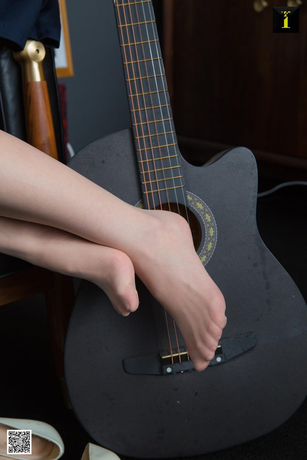 IESS异思趣向 SXJ.474 Zi Qi