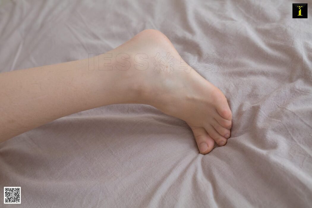 IESS异思趣向 SXJ.468 Zi Qi