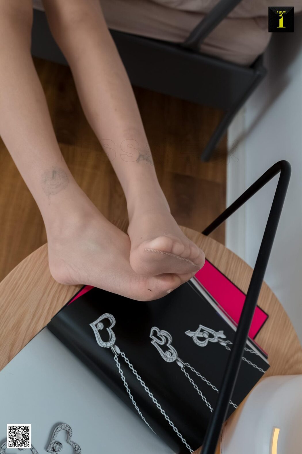 IESS异思趣向 SXJ.472 Xiao Han