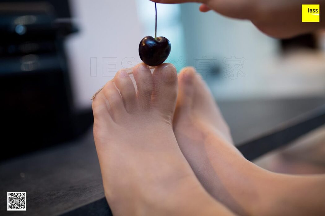 IESS异思趣向 SXJ.434 Wan Ping