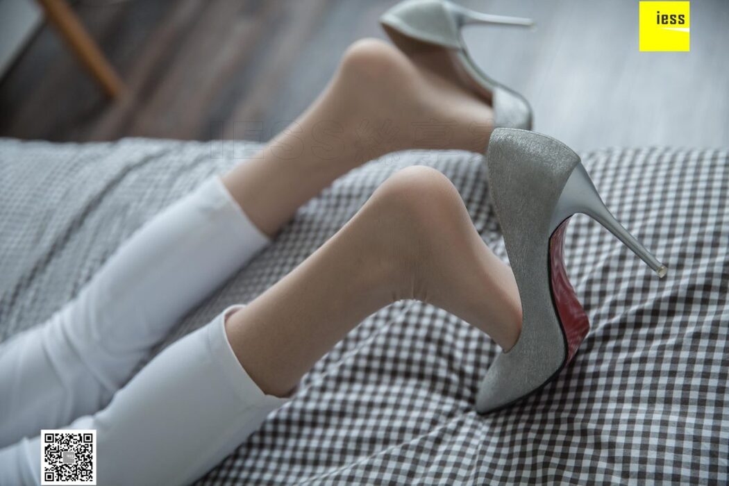 IESS异思趣向 SXJ.438 Xiao Yu