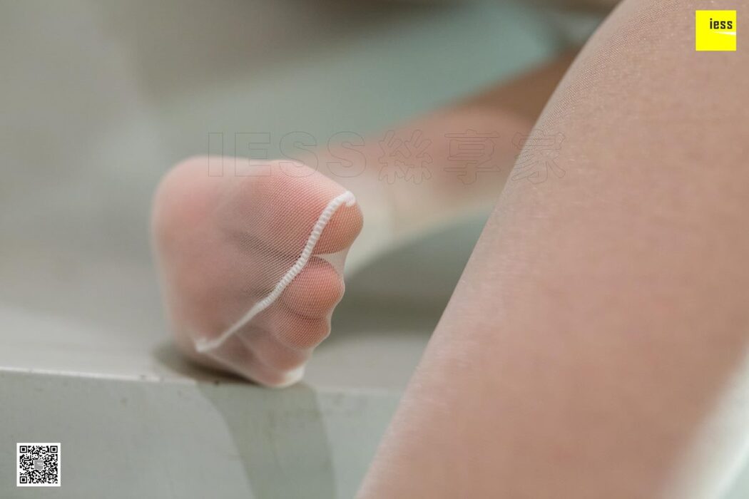 IESS异思趣向 SXJ.440 Wan Ping