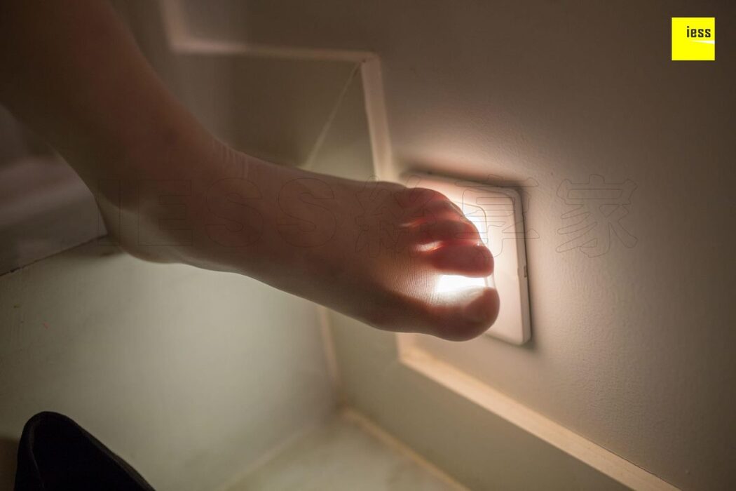 IESS异思趣向 SXJ.425 Miao Jie