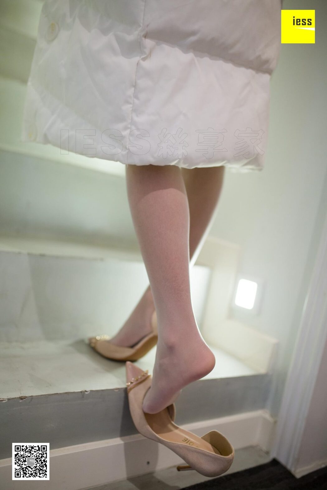 IESS异思趣向 SXJ.440 Wan Ping