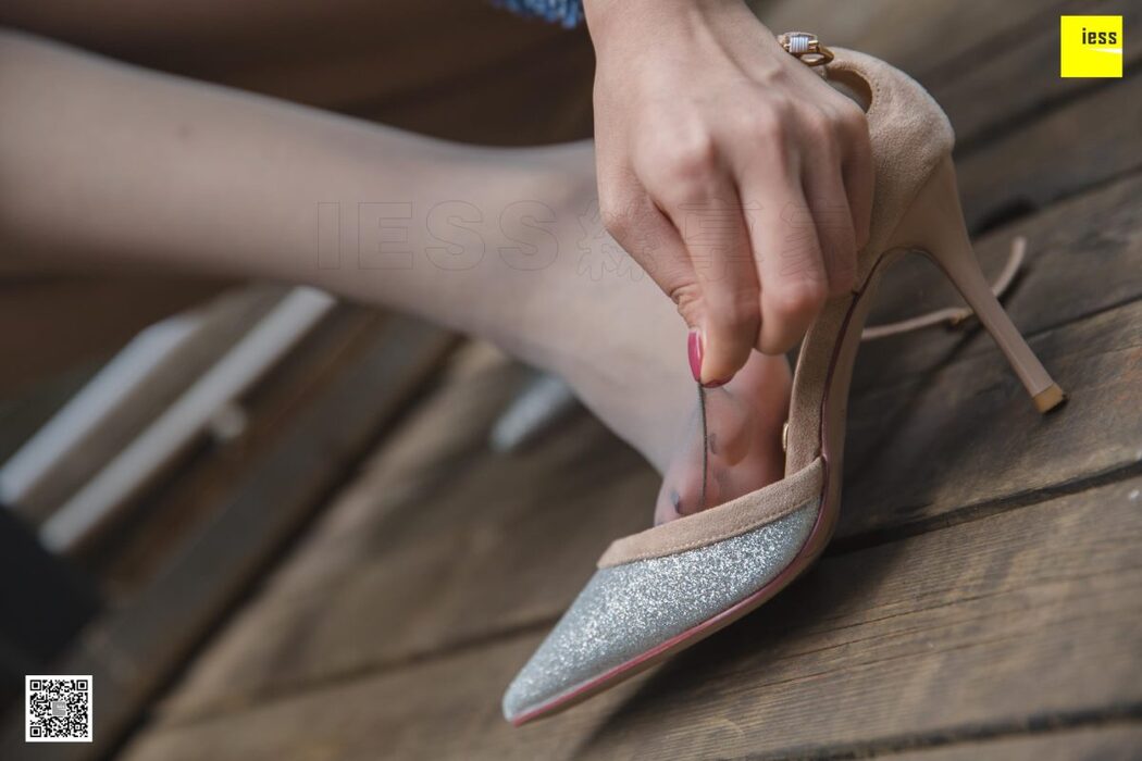 IESS异思趣向 SXJ.435 Qi Qi