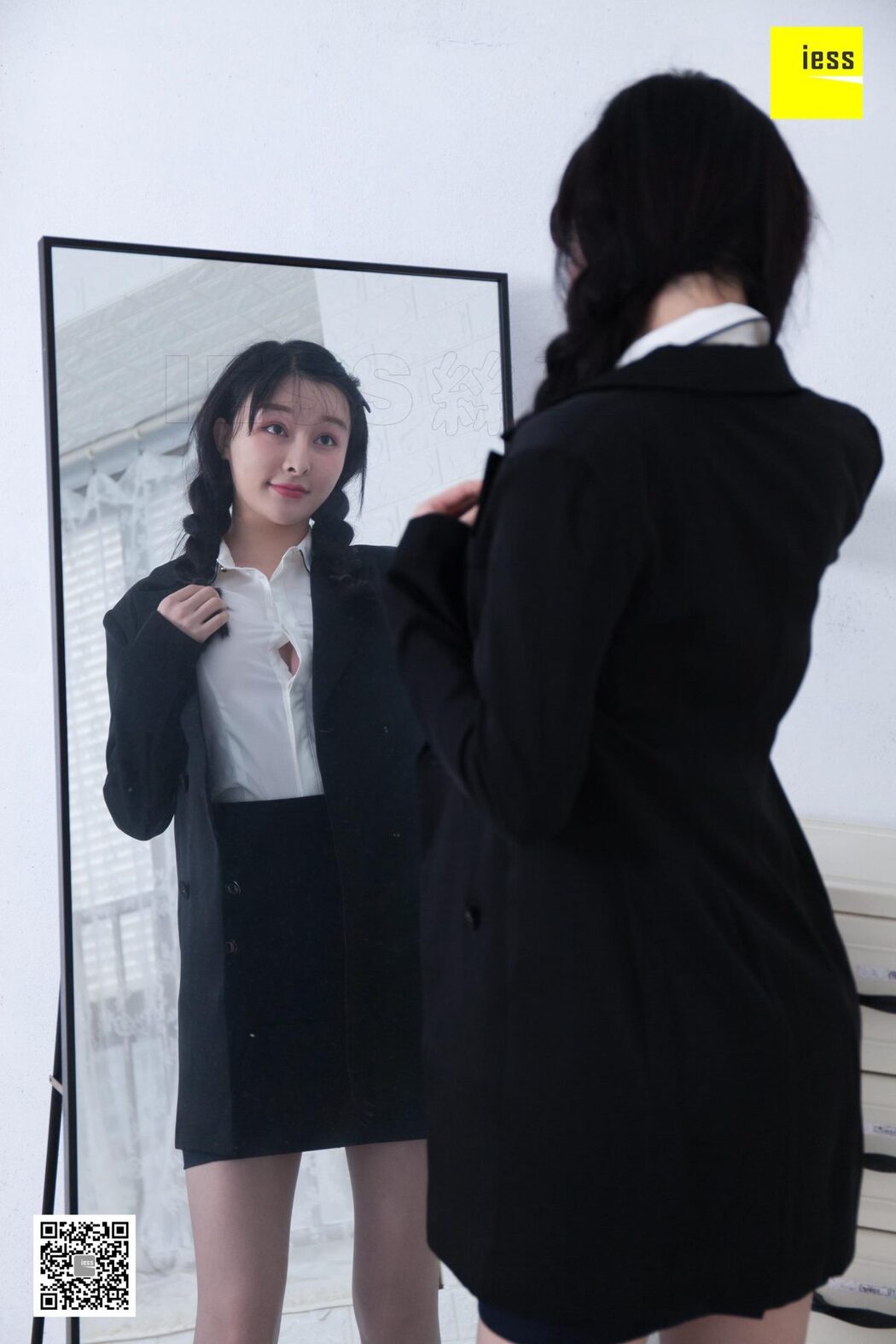 IESS异思趣向 SXJ.460 Miao Jie