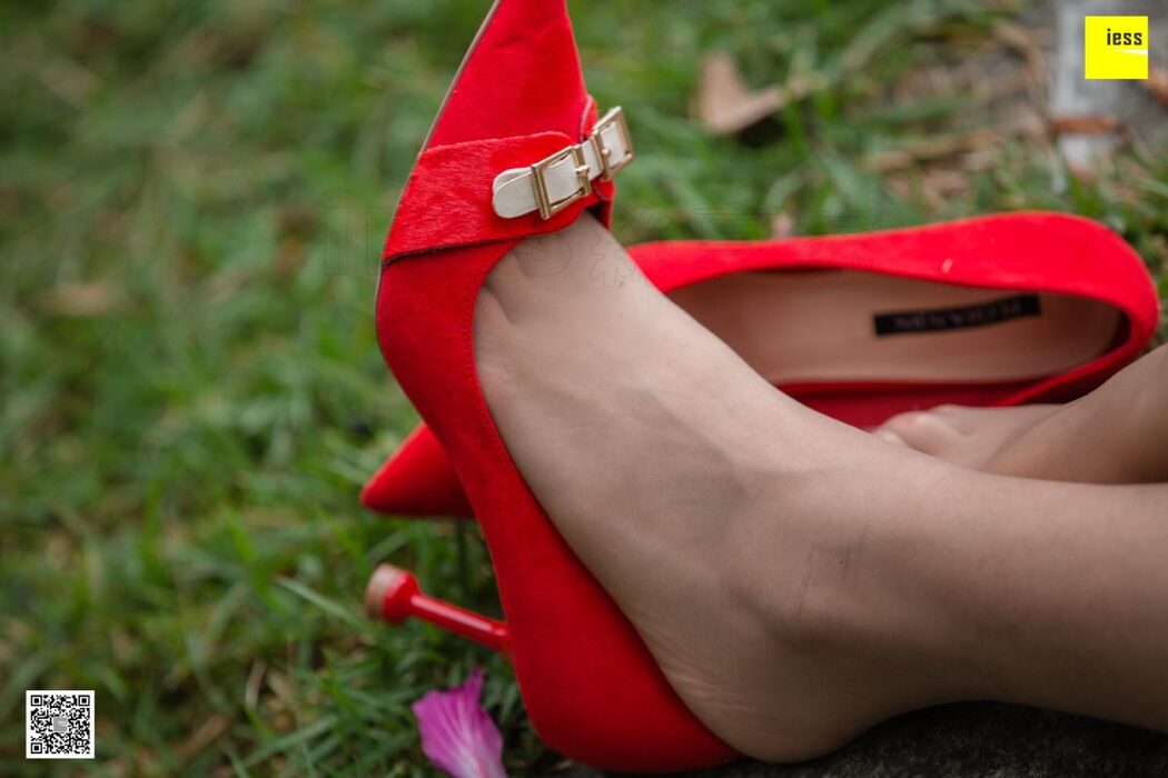 IESS异思趣向 SXJ.424 Xiao Yu