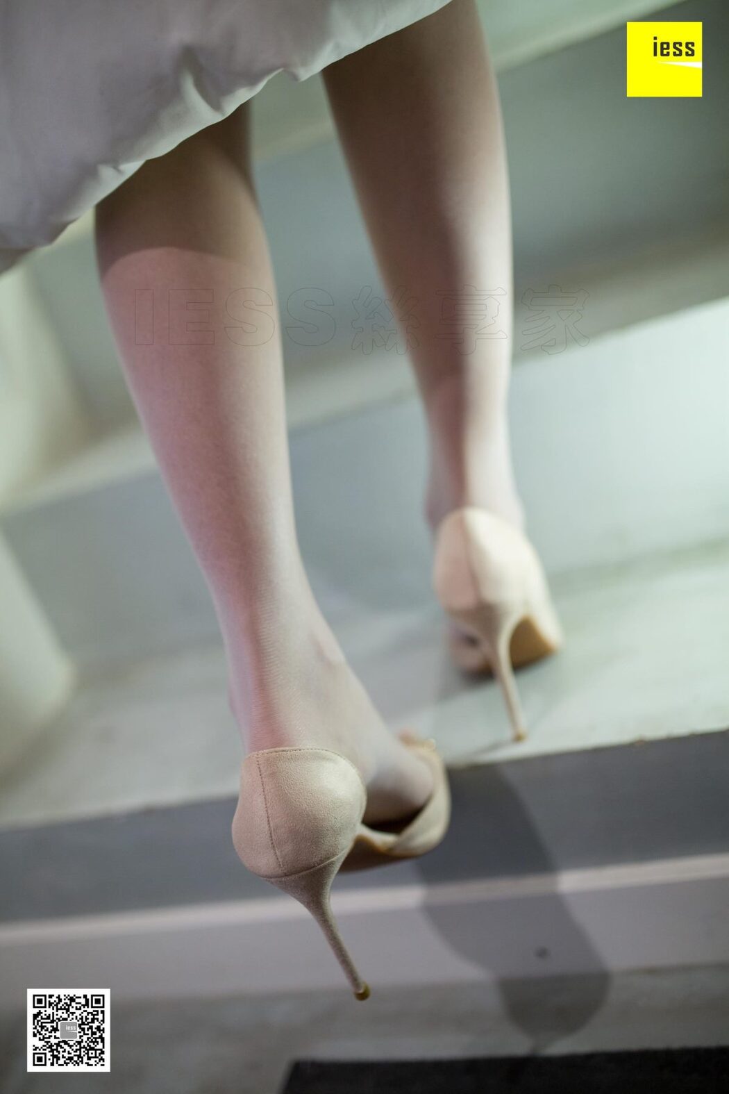 IESS异思趣向 SXJ.440 Wan Ping