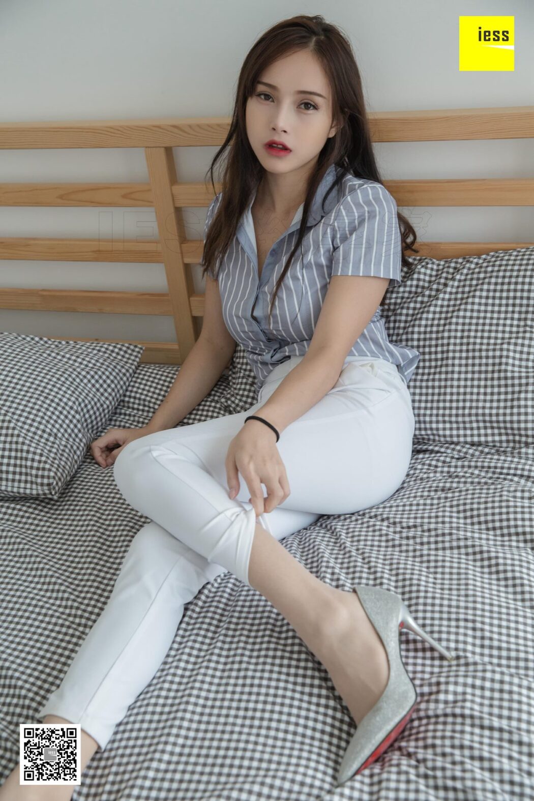 IESS异思趣向 SXJ.438 Xiao Yu