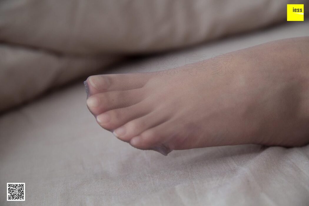 IESS异思趣向 SXJ.459 Wan Ping