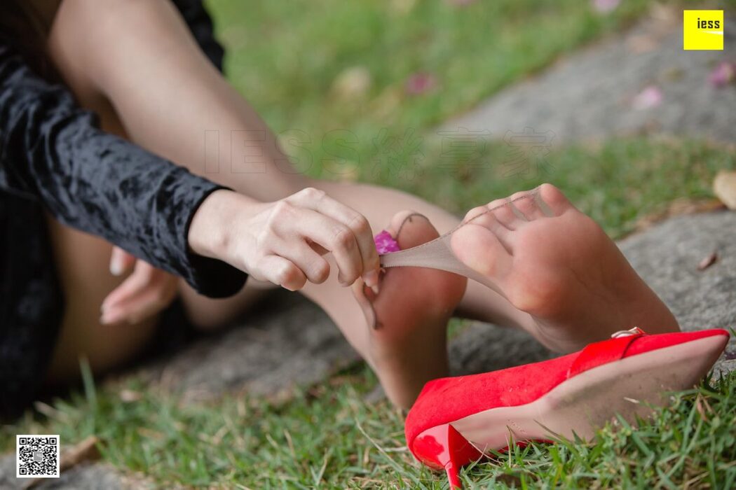 IESS异思趣向 SXJ.424 Xiao Yu