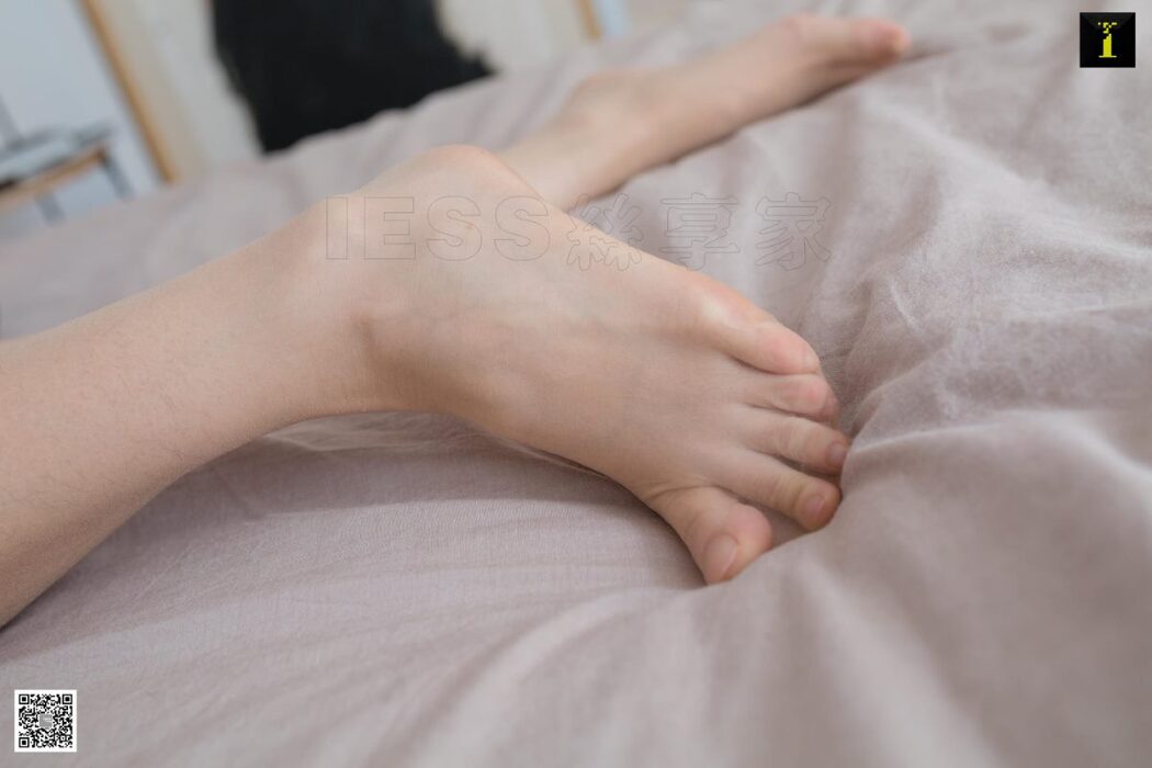 IESS异思趣向 SXJ.468 Zi Qi