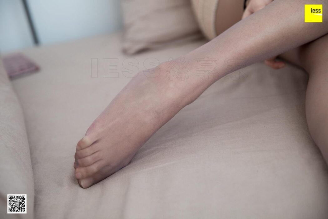 IESS异思趣向 SXJ.459 Wan Ping