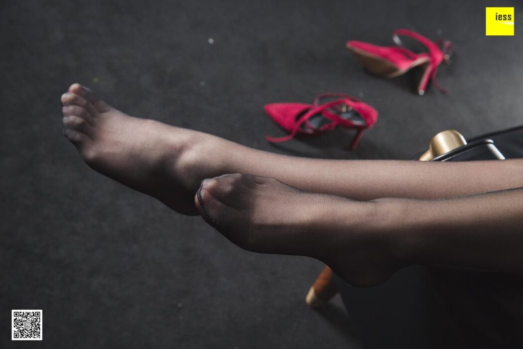 IESS异思趣向 SXJ.457 Qiu Qiu