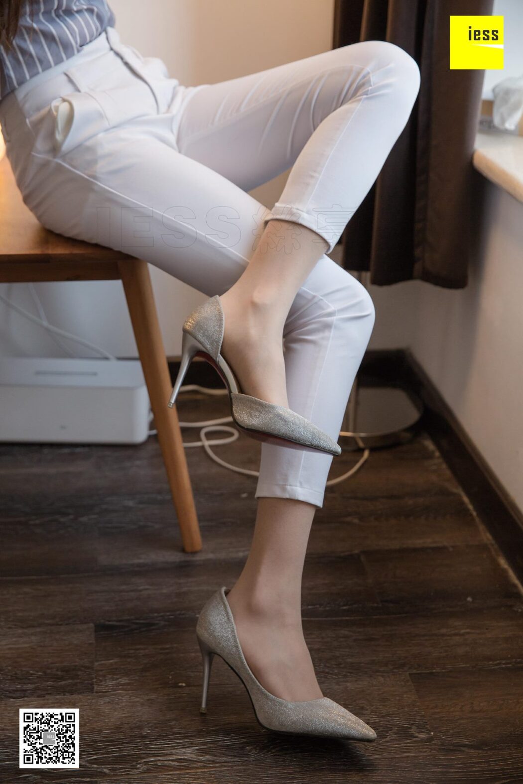 IESS异思趣向 SXJ.438 Xiao Yu