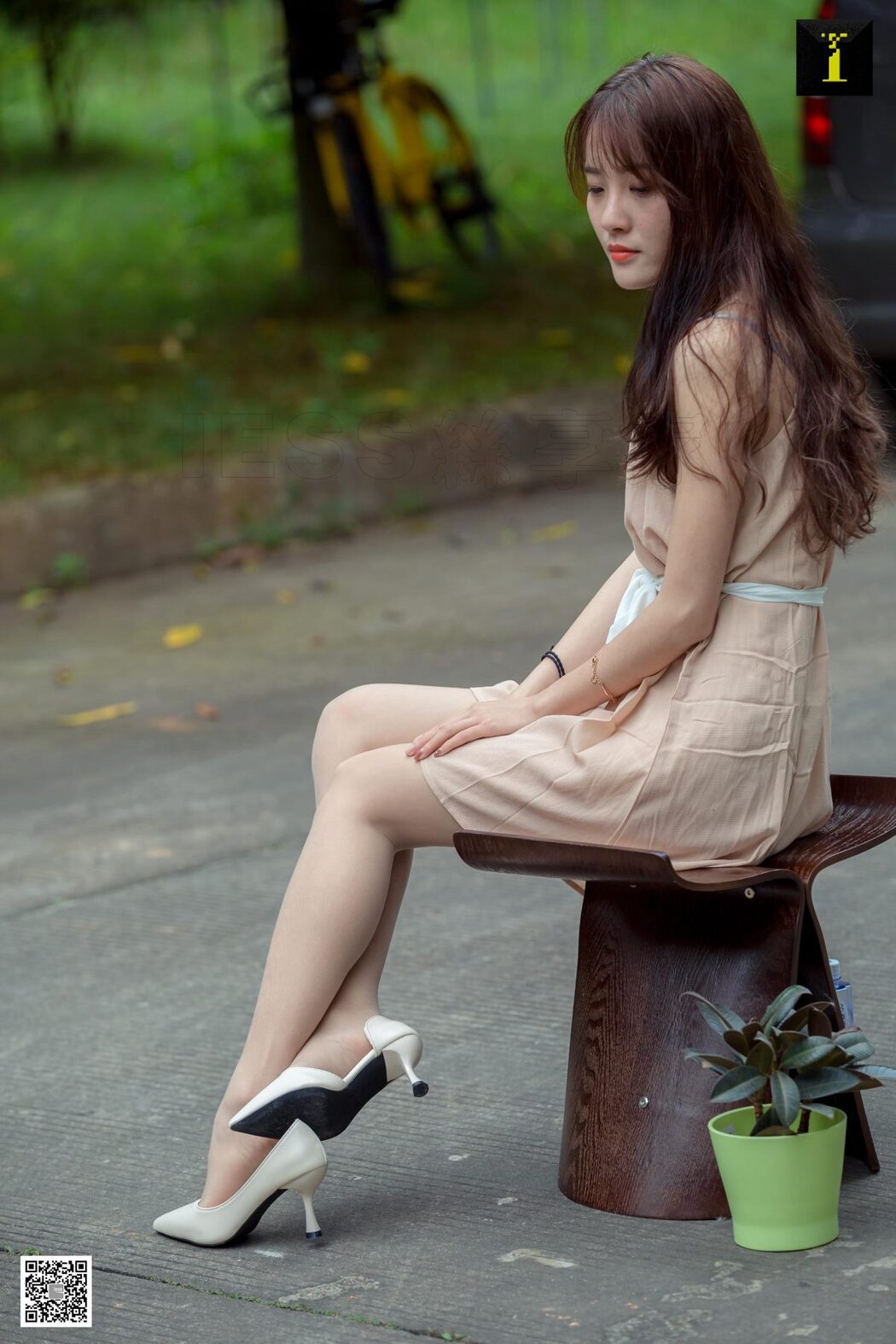 IESS异思趣向 SXJ.483 Wan Ping