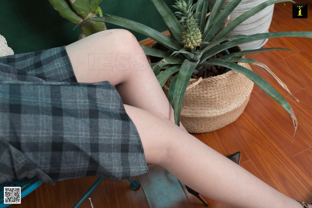 IESS异思趣向 SXJ.491 Yun Zhi