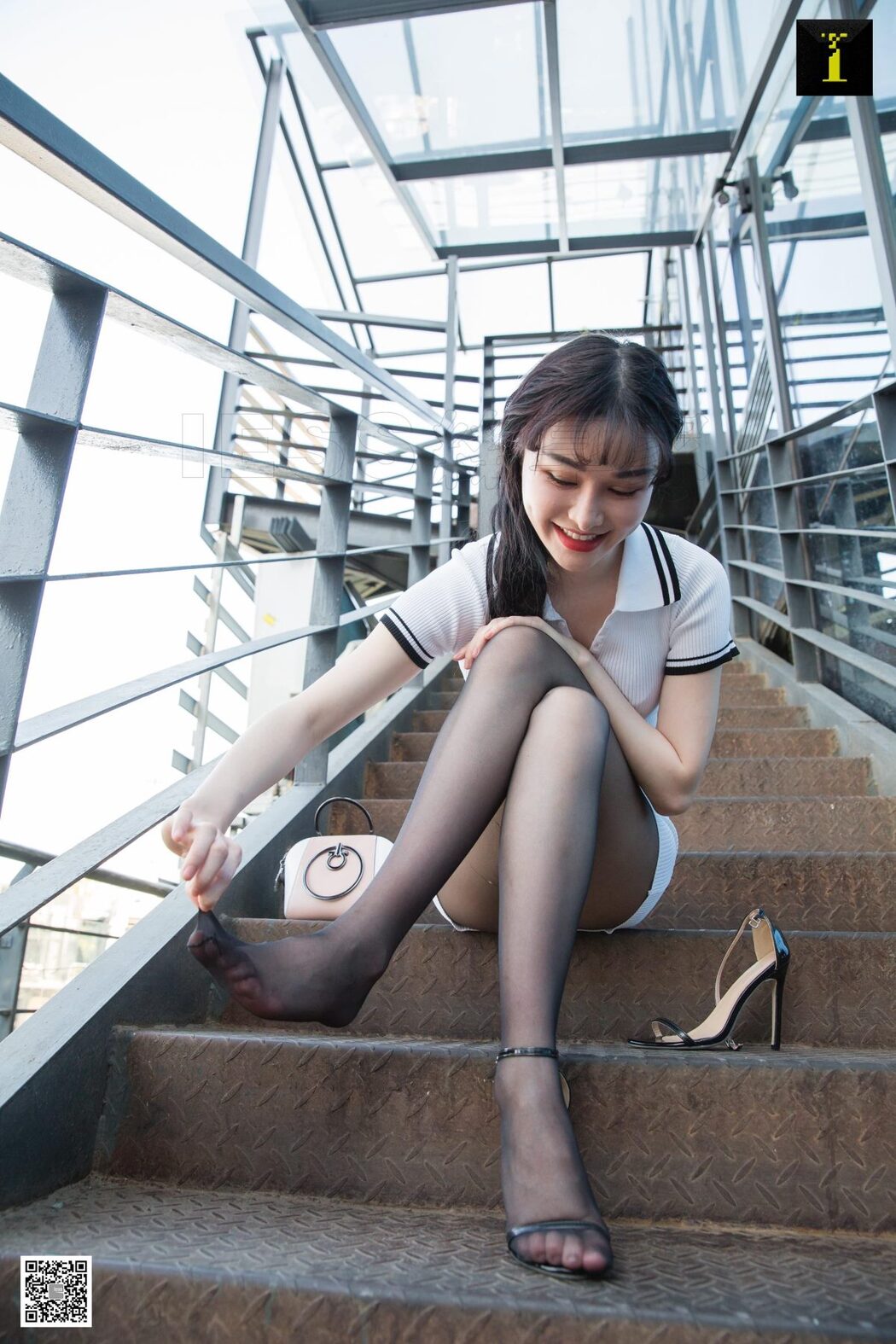 IESS异思趣向 SXJ.475 Miao Jie