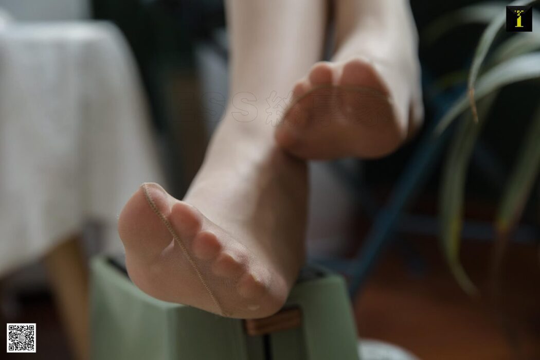 IESS异思趣向 SXJ.496 Jiu Mei