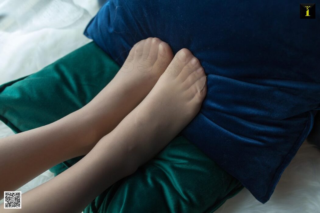 IESS异思趣向 SXJ.495 Wan Ping