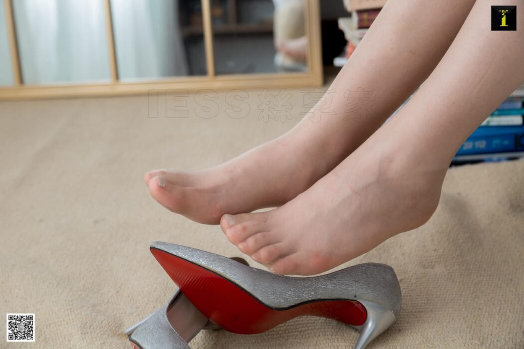 IESS异思趣向 SXJ.496 Jiu Mei