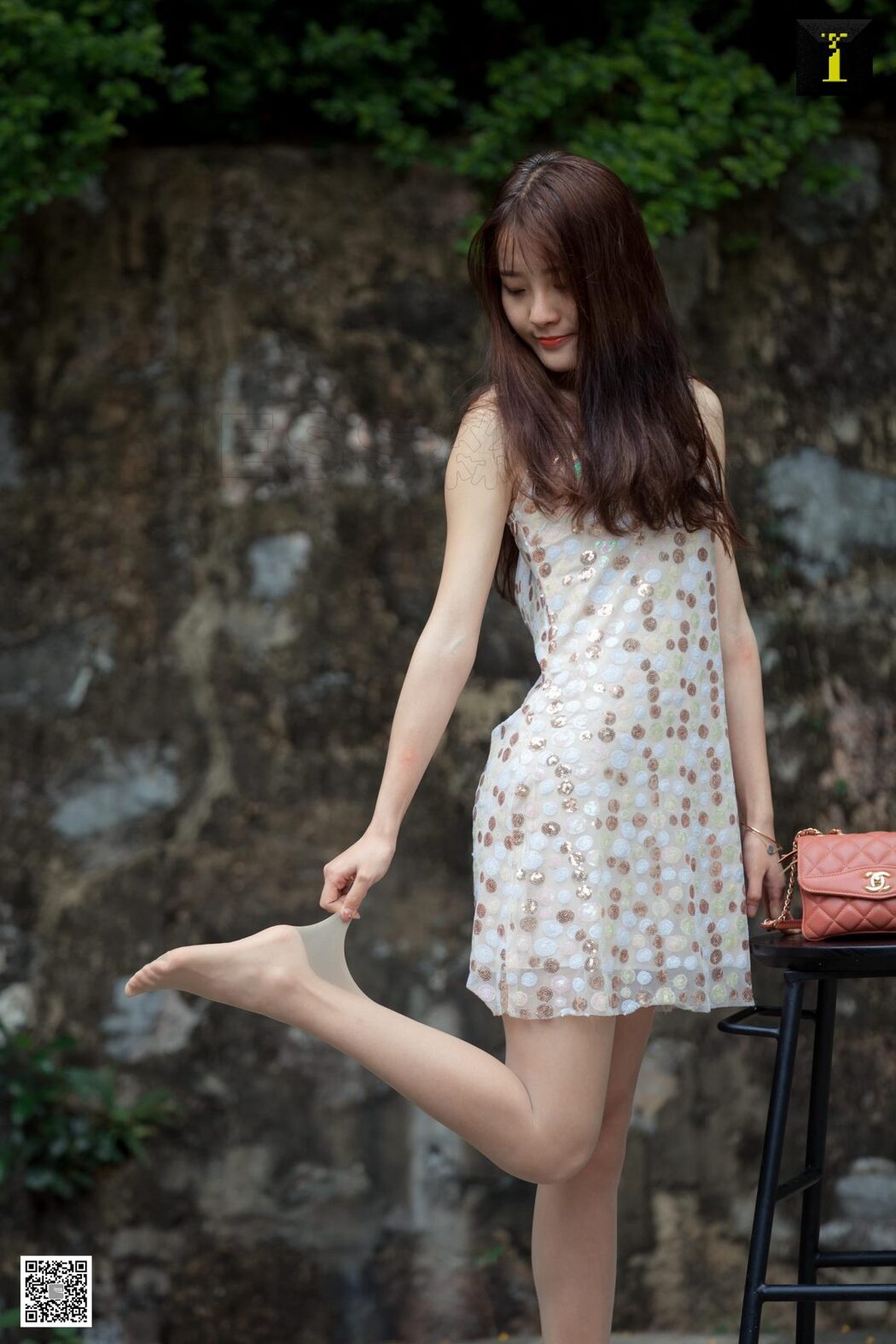 IESS异思趣向 SXJ.489 Wan Ping