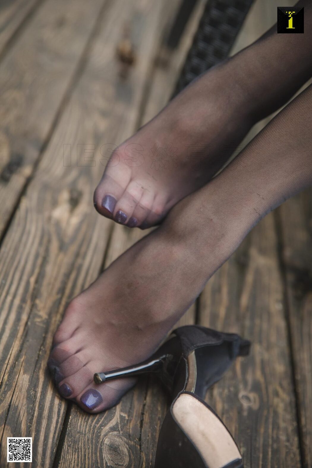 IESS异思趣向 SXJ.488 Qi Qi