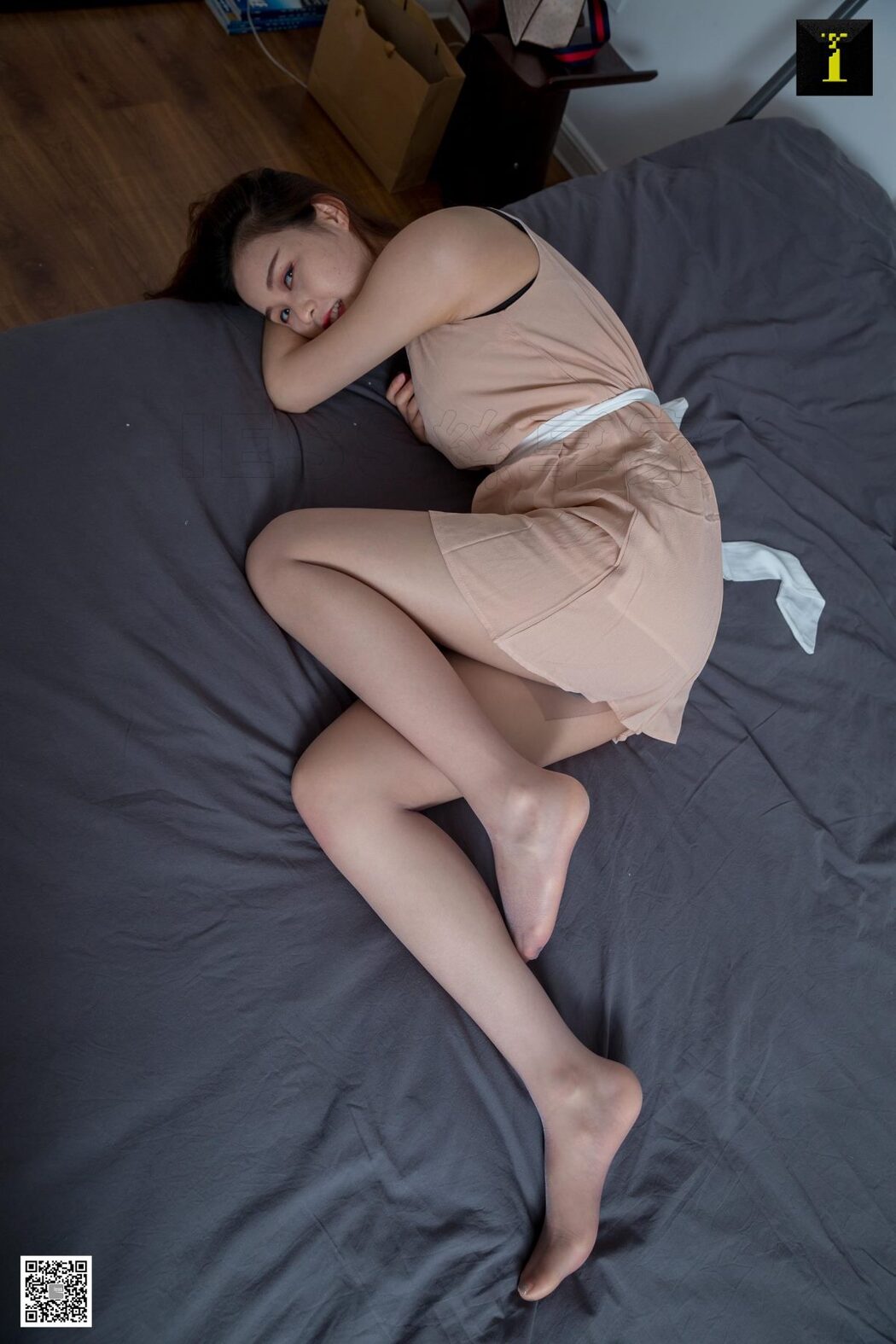 IESS异思趣向 SXJ.490 Jiu Mei