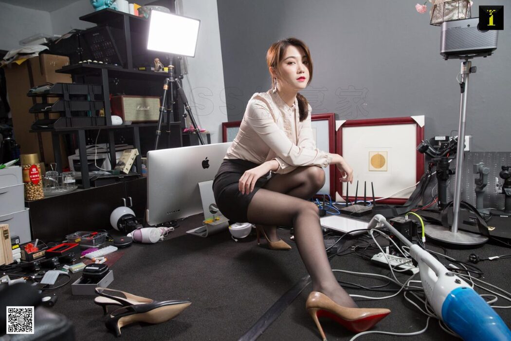 IESS异思趣向 SXJ.492 Zi Qi