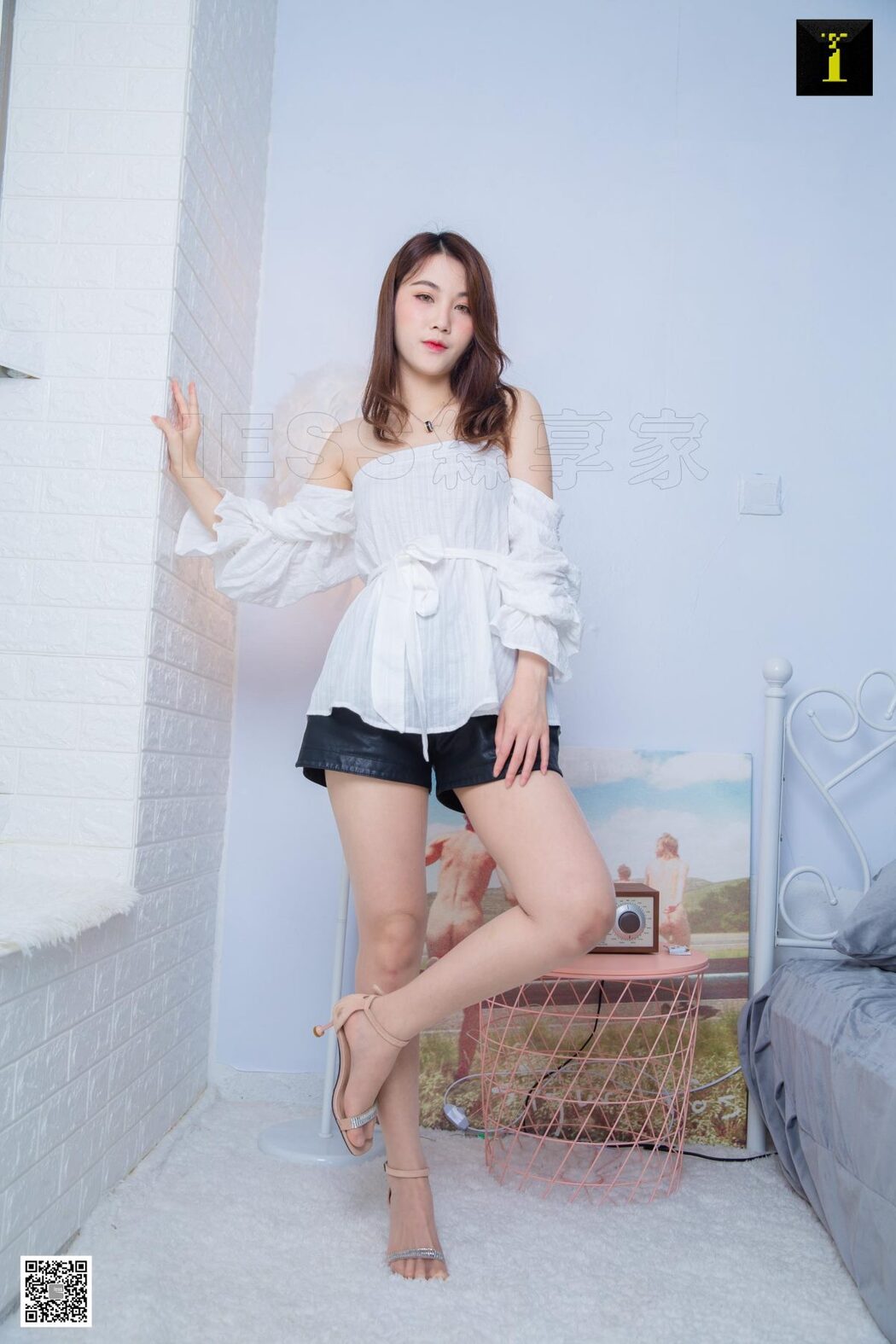 IESS异思趣向 SXJ.480 Zi Qi