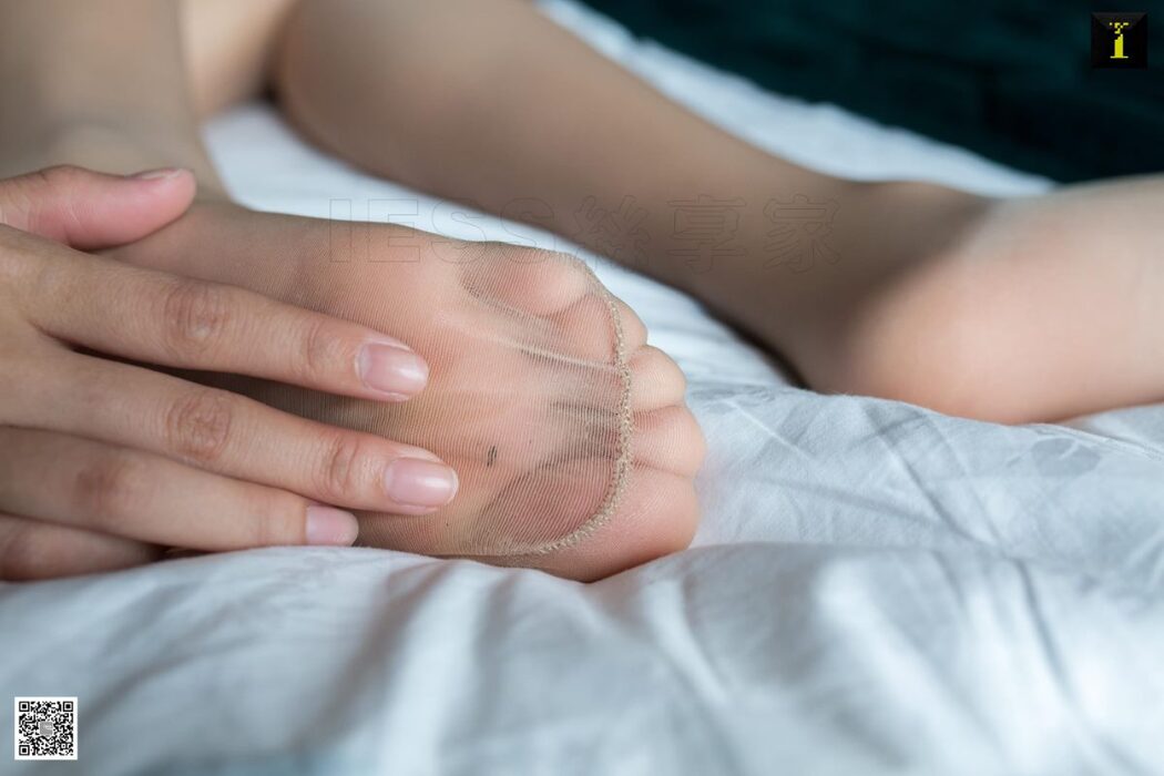 IESS异思趣向 SXJ.495 Wan Ping