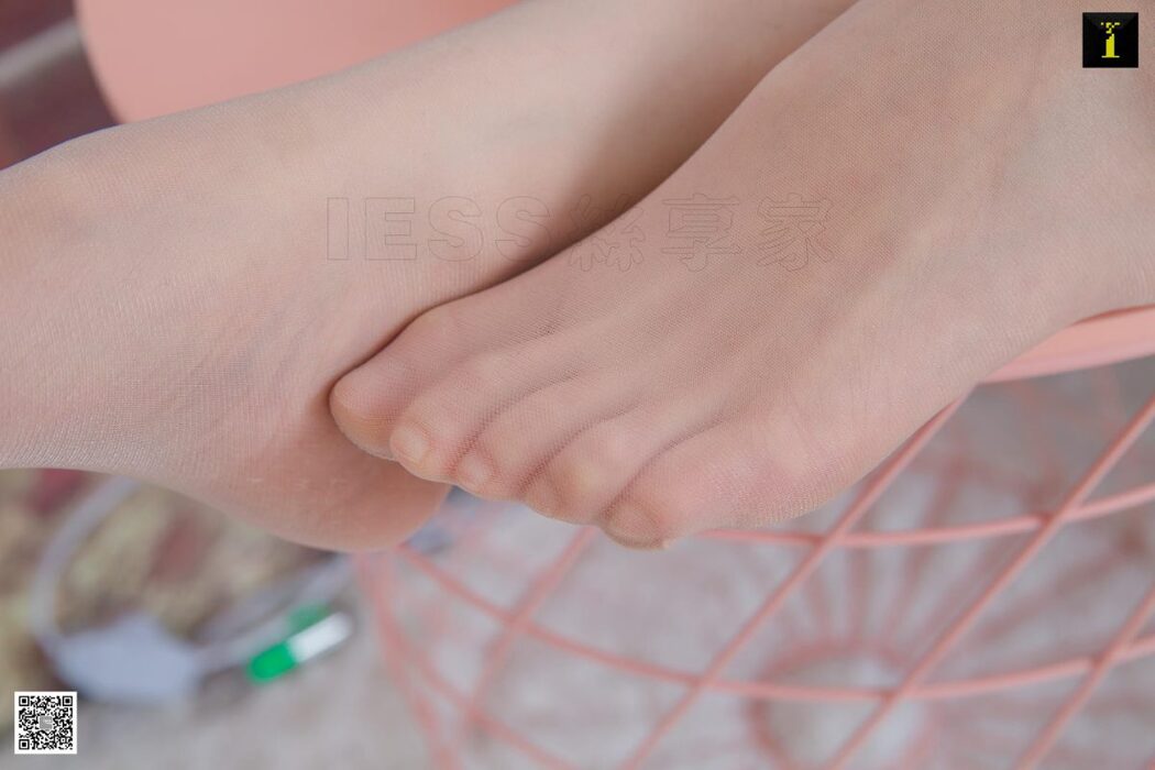 IESS异思趣向 SXJ.480 Zi Qi