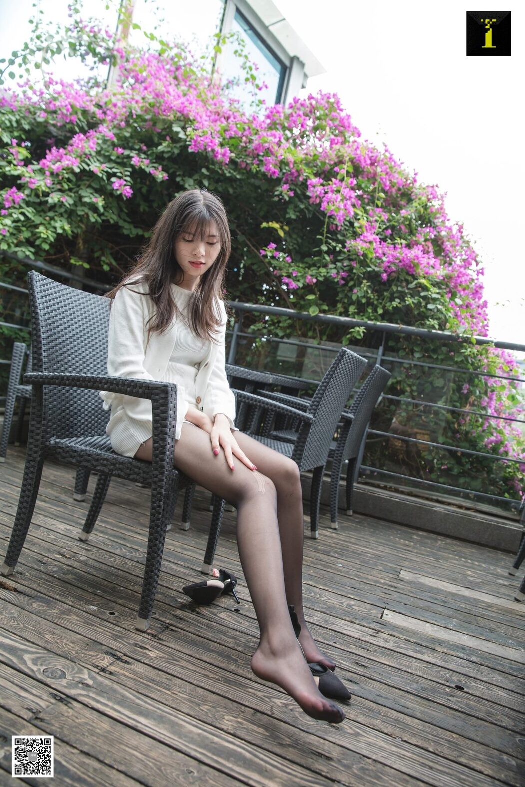 IESS异思趣向 SXJ.488 Qi Qi