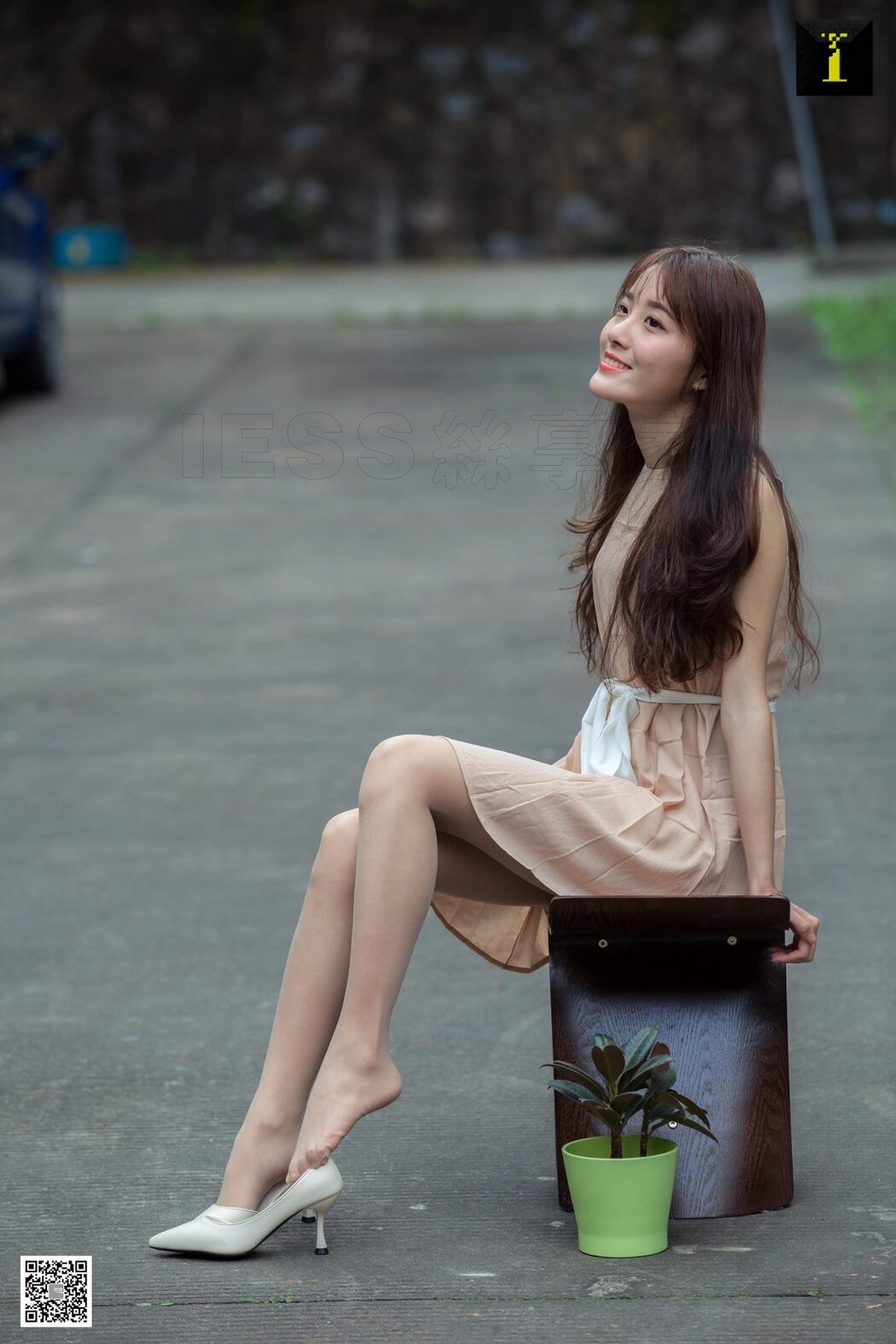 IESS异思趣向 SXJ.483 Wan Ping