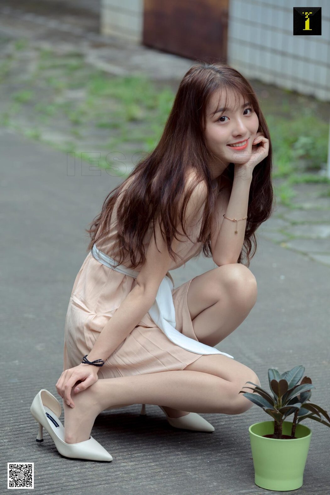 IESS异思趣向 SXJ.483 Wan Ping