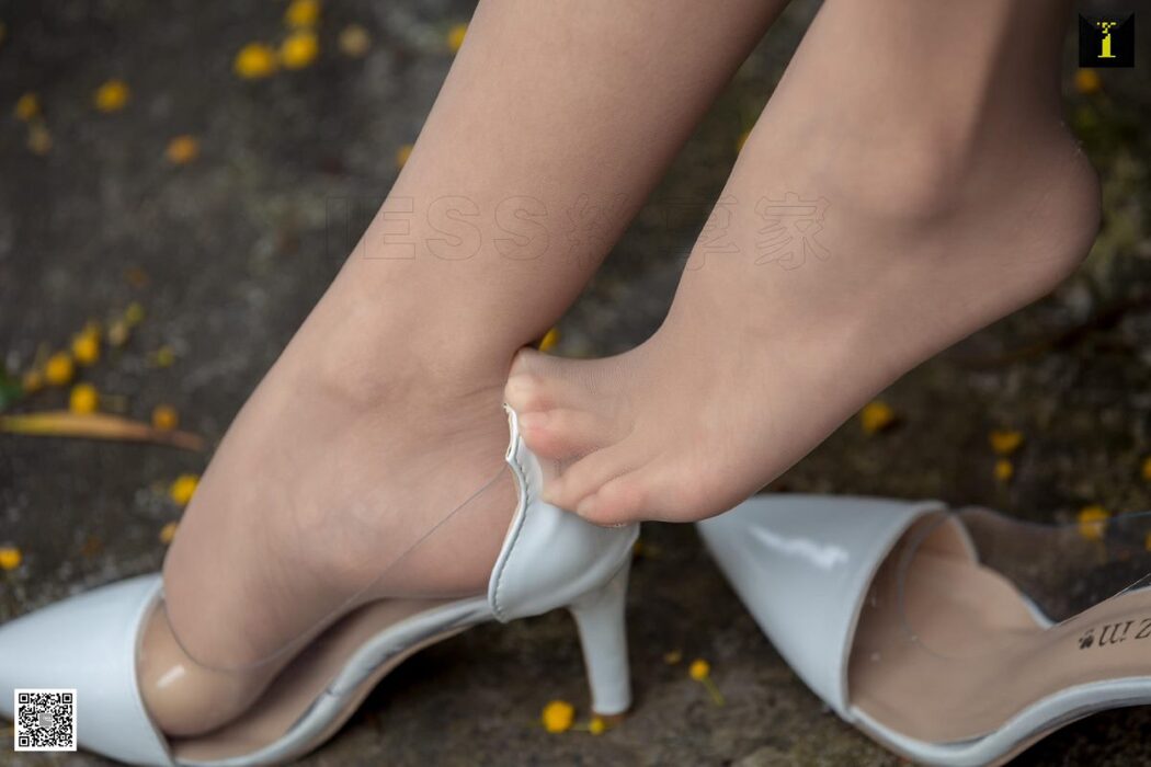 IESS异思趣向 SXJ.489 Wan Ping