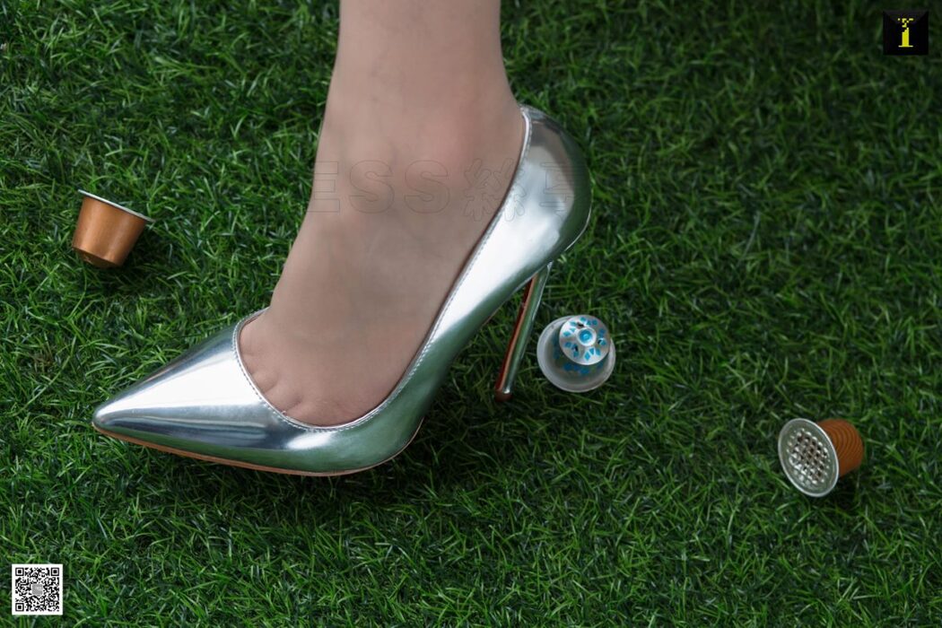 IESS异思趣向 No.604 Zi Wei