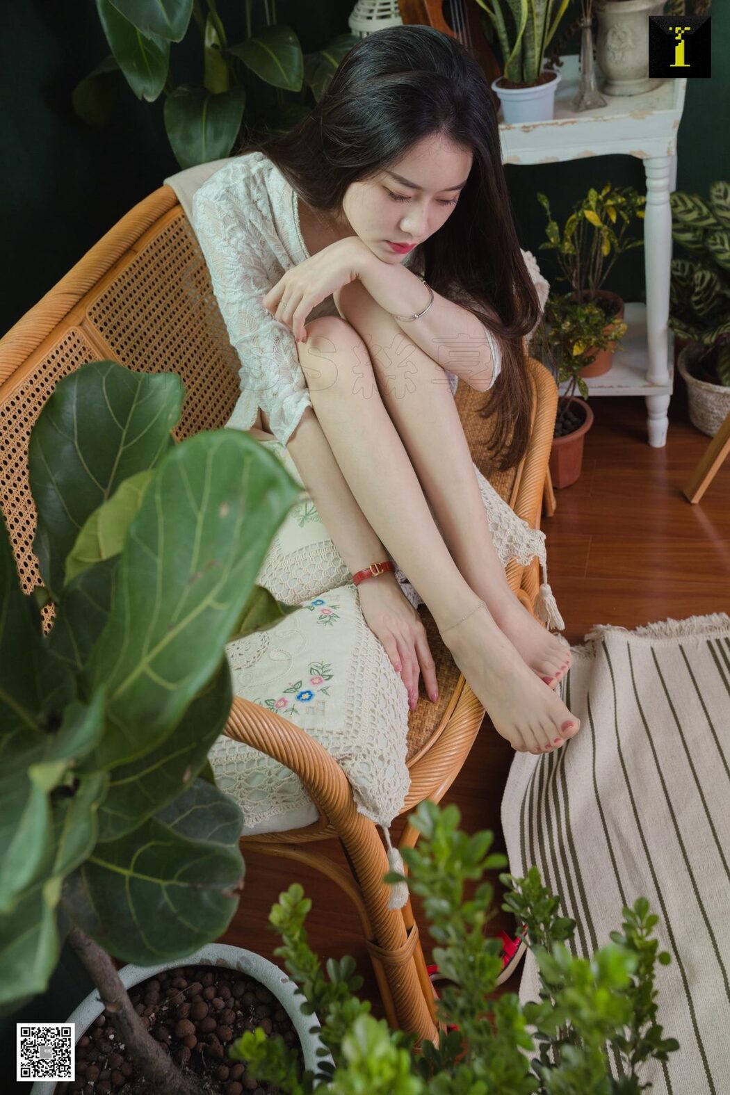 IESS异思趣向 SXJ.500 Jia Jia