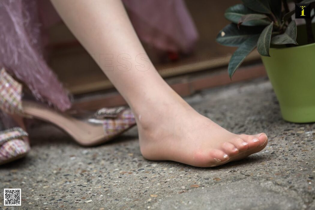 IESS异思趣向 SXJ.502 Jiu Mei