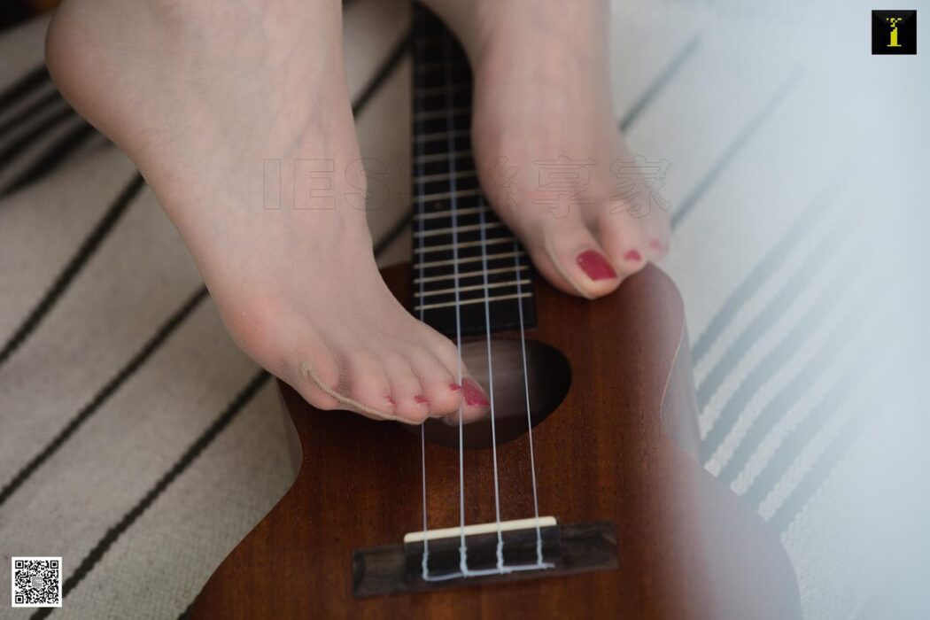 IESS异思趣向 SXJ.500 Jia Jia