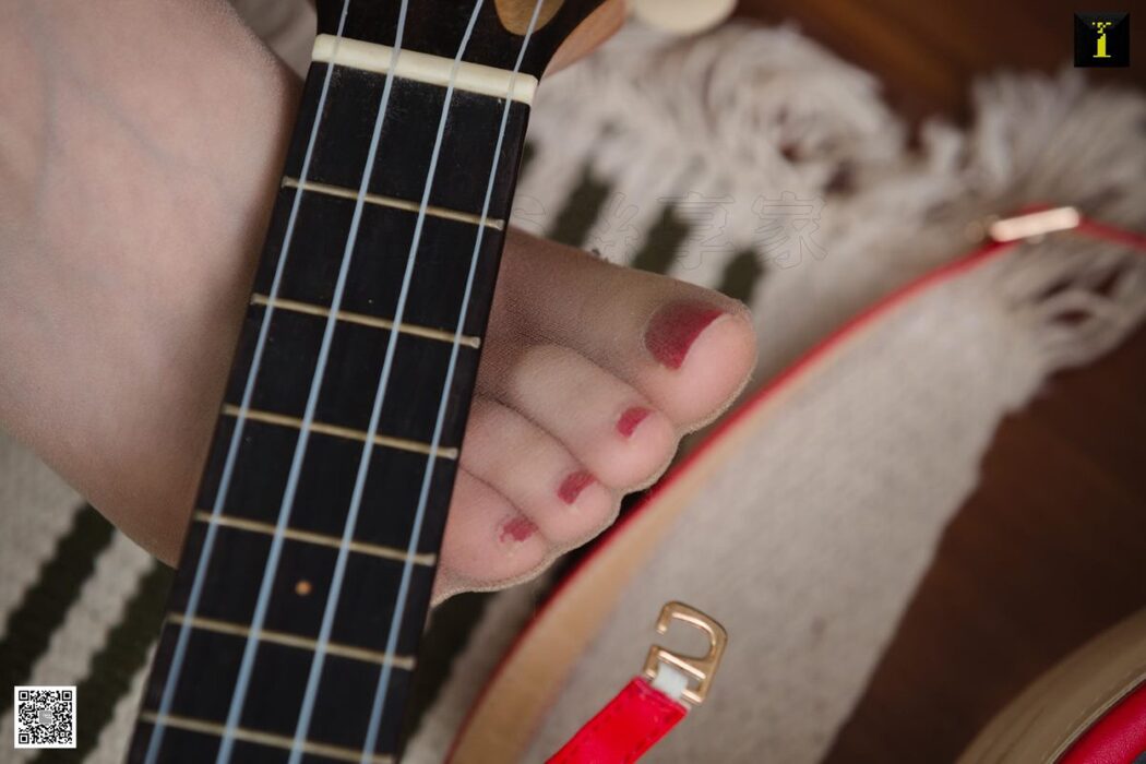 IESS异思趣向 SXJ.500 Jia Jia