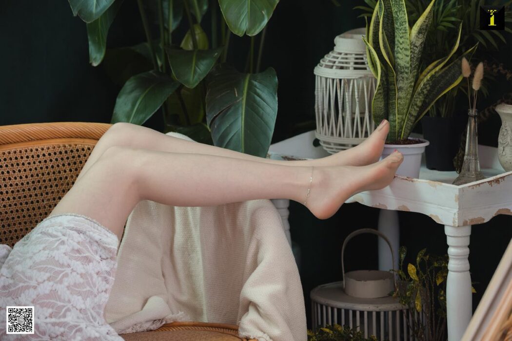 IESS异思趣向 SXJ.500 Jia Jia